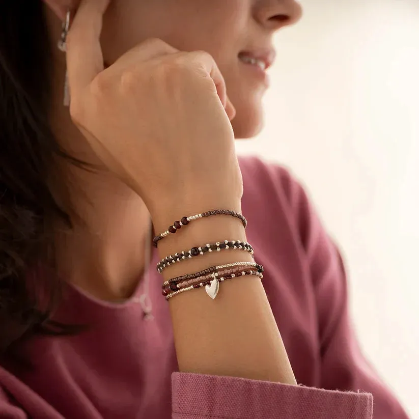 Decent Garnet Bracelet Silver Coloured