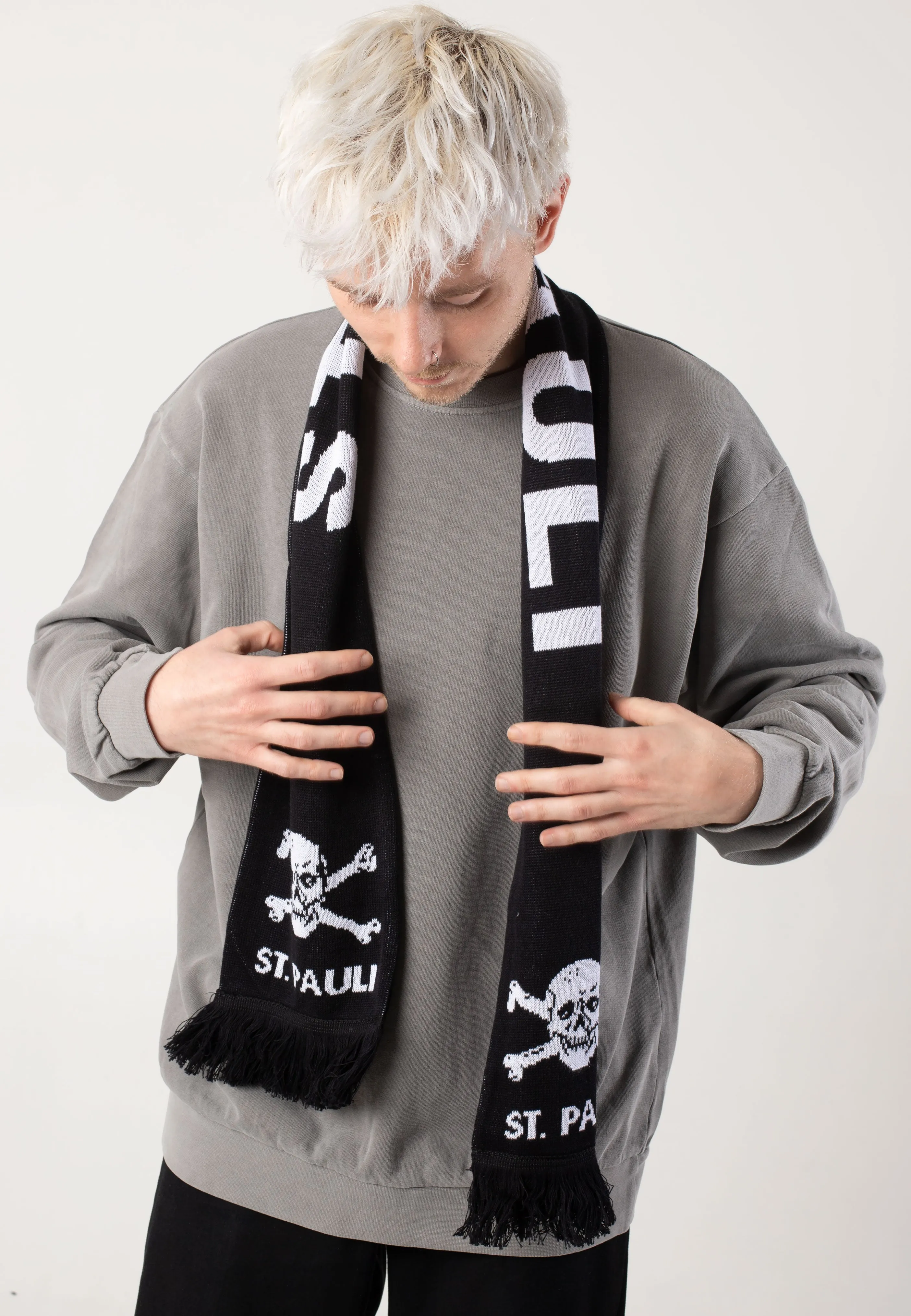 FC St. Pauli - Totenkopf - Scarf