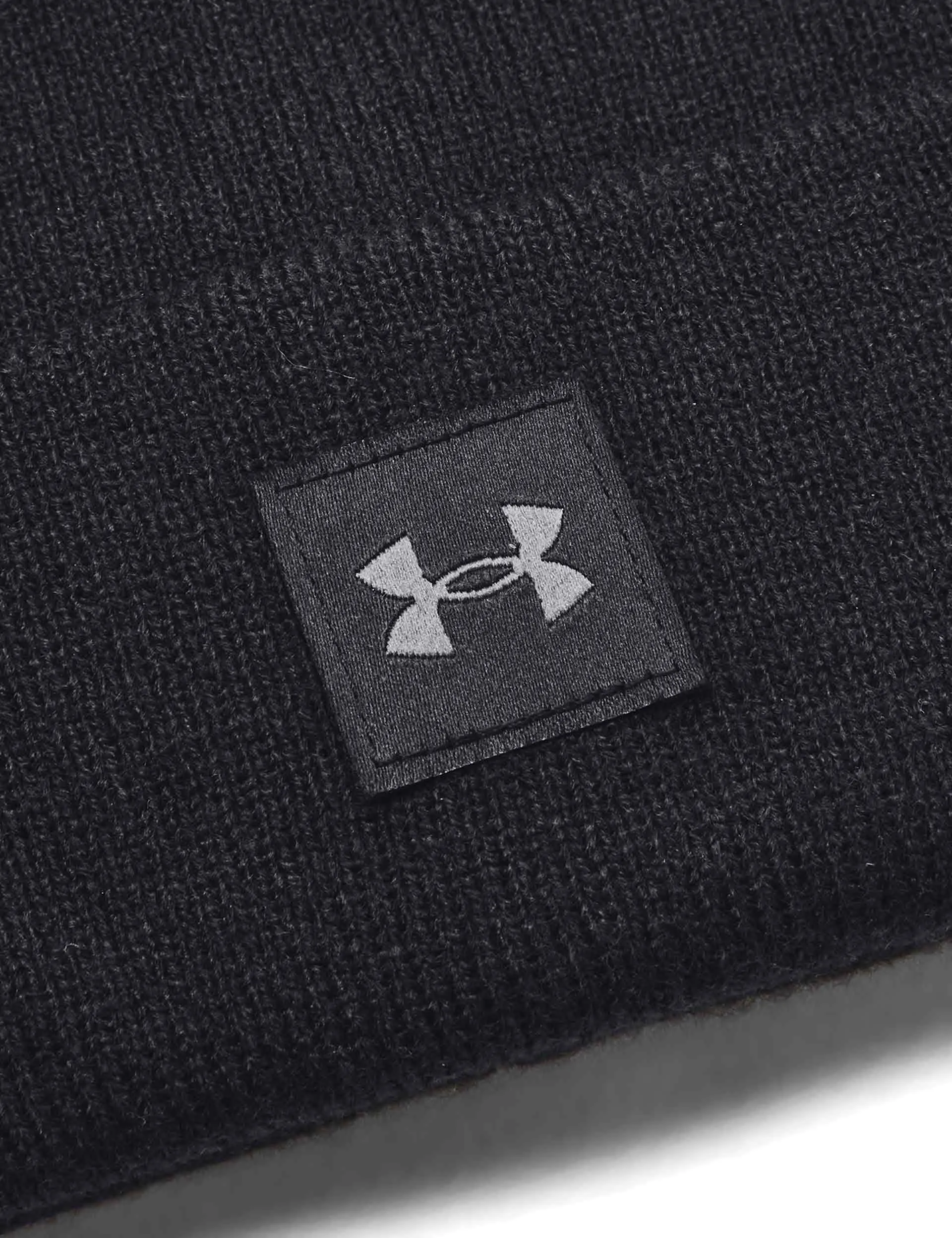 Halftime Cuff Beanie - Black/Castlerock