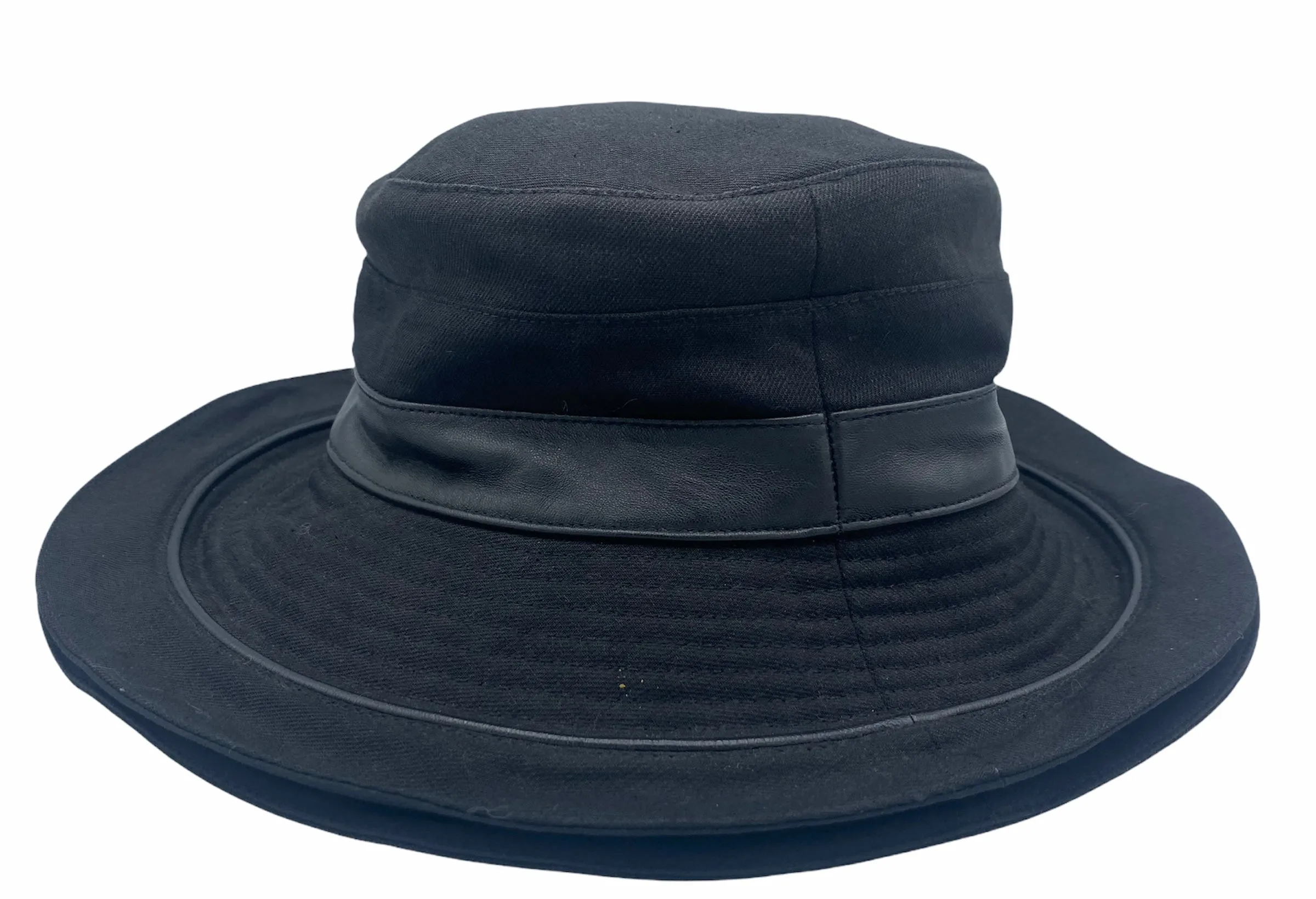 Hermes 2000s Black Linen Bucket Hat with Leather Band