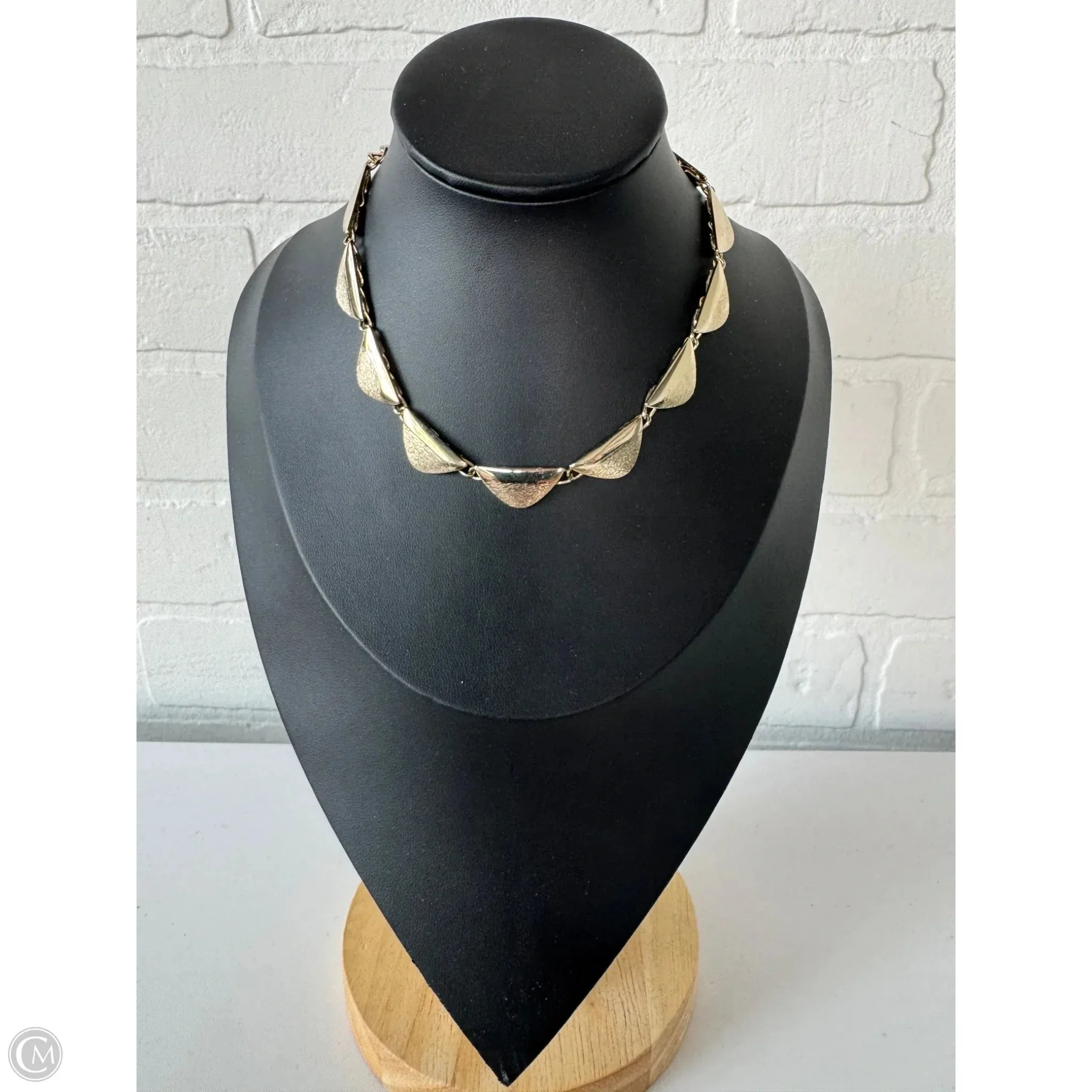 Necklace Charm By Clothes Mentor