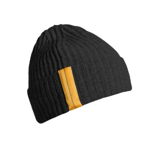 Nest Hat In Black