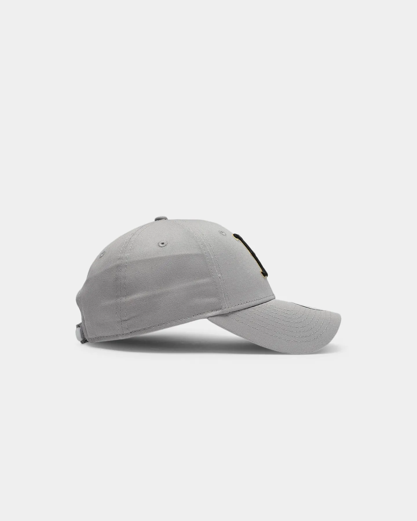 New Era Women's Boston Red Sox 9FORTY GLD HT Strapback Grey