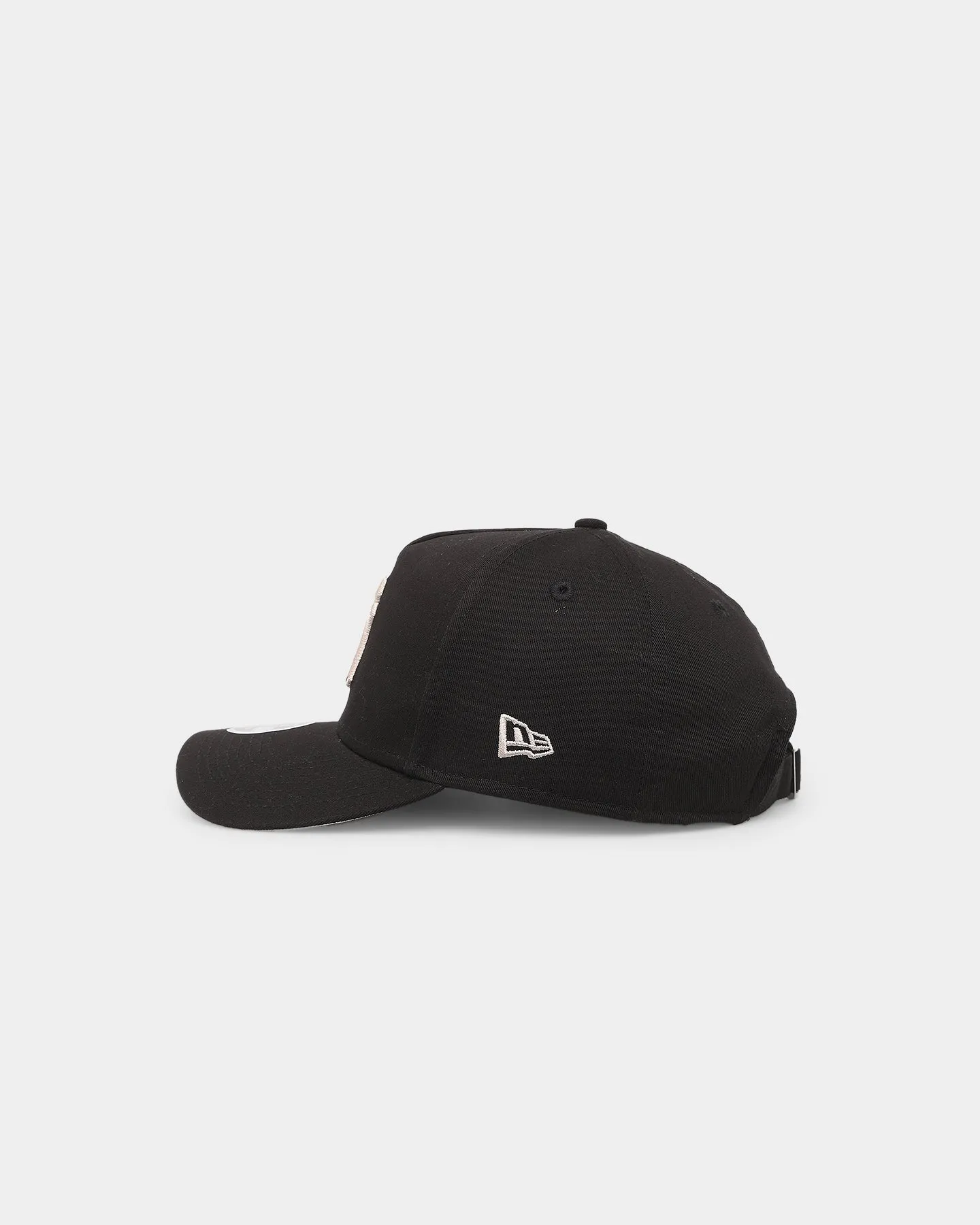 New Era Women's New York Yankees 'Black Stone' 9FORTY A-Frame Strapback Black/Stone