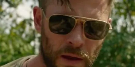 Ray-Ban Caravan RB 3136 181 - As Seen On Chris Hemsworth & Noel Gallagher