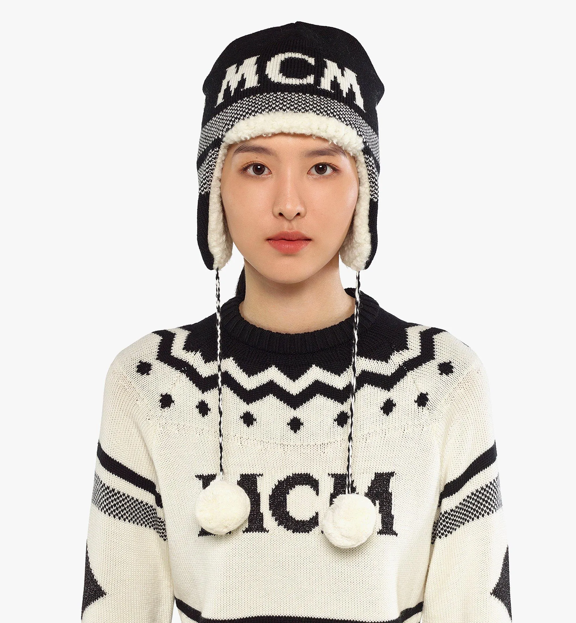 Reversible Shapka Hat in Après Ski Wool