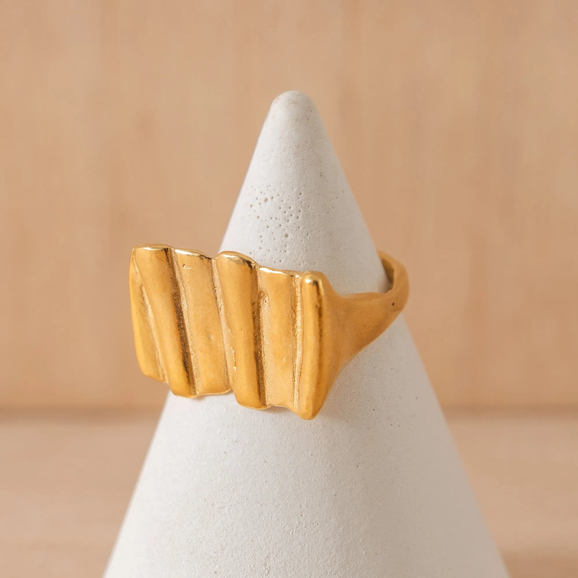 The Scallop Imprint Ring - Gold Vermeil