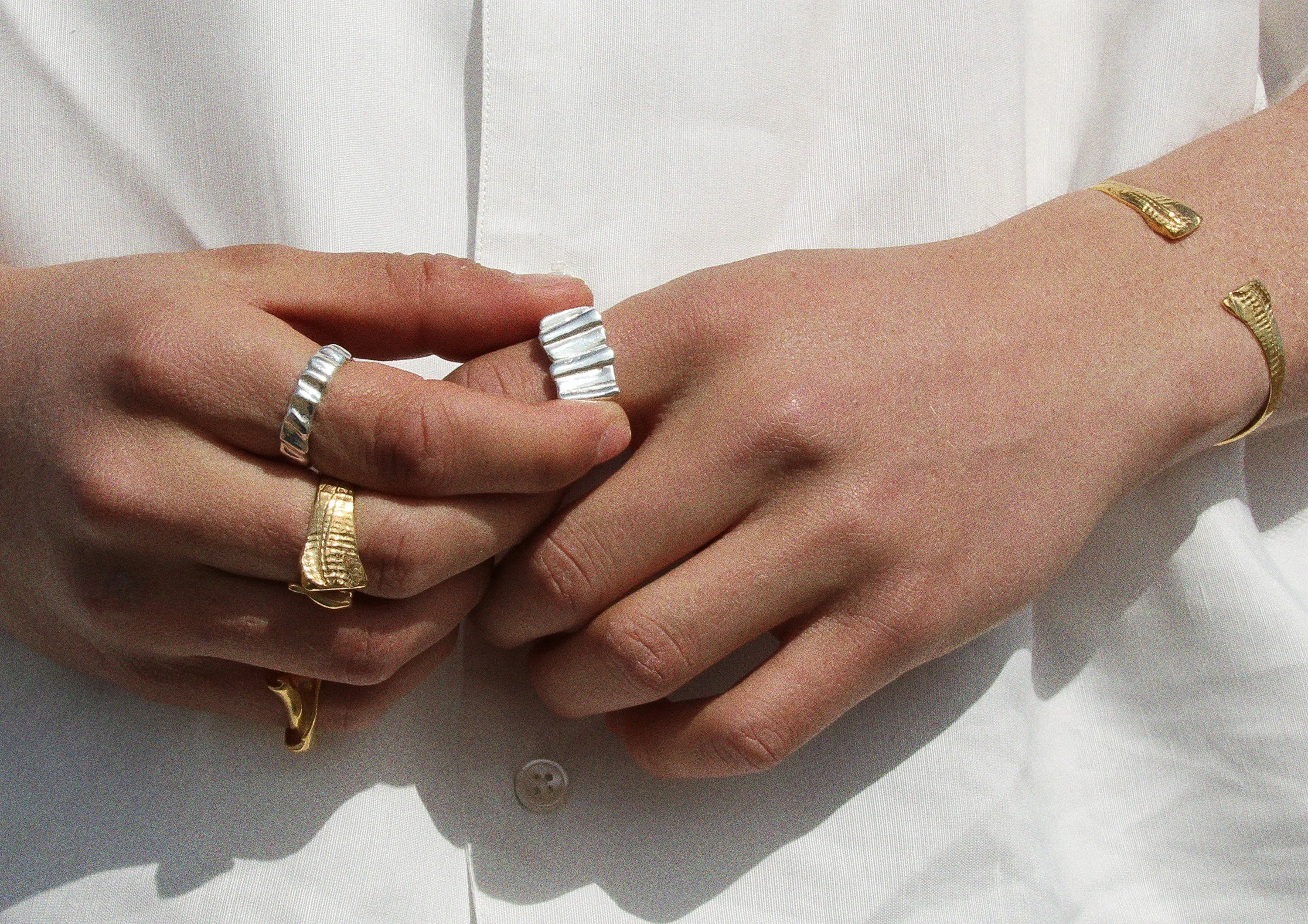 The Scallop Imprint Ring - Gold Vermeil