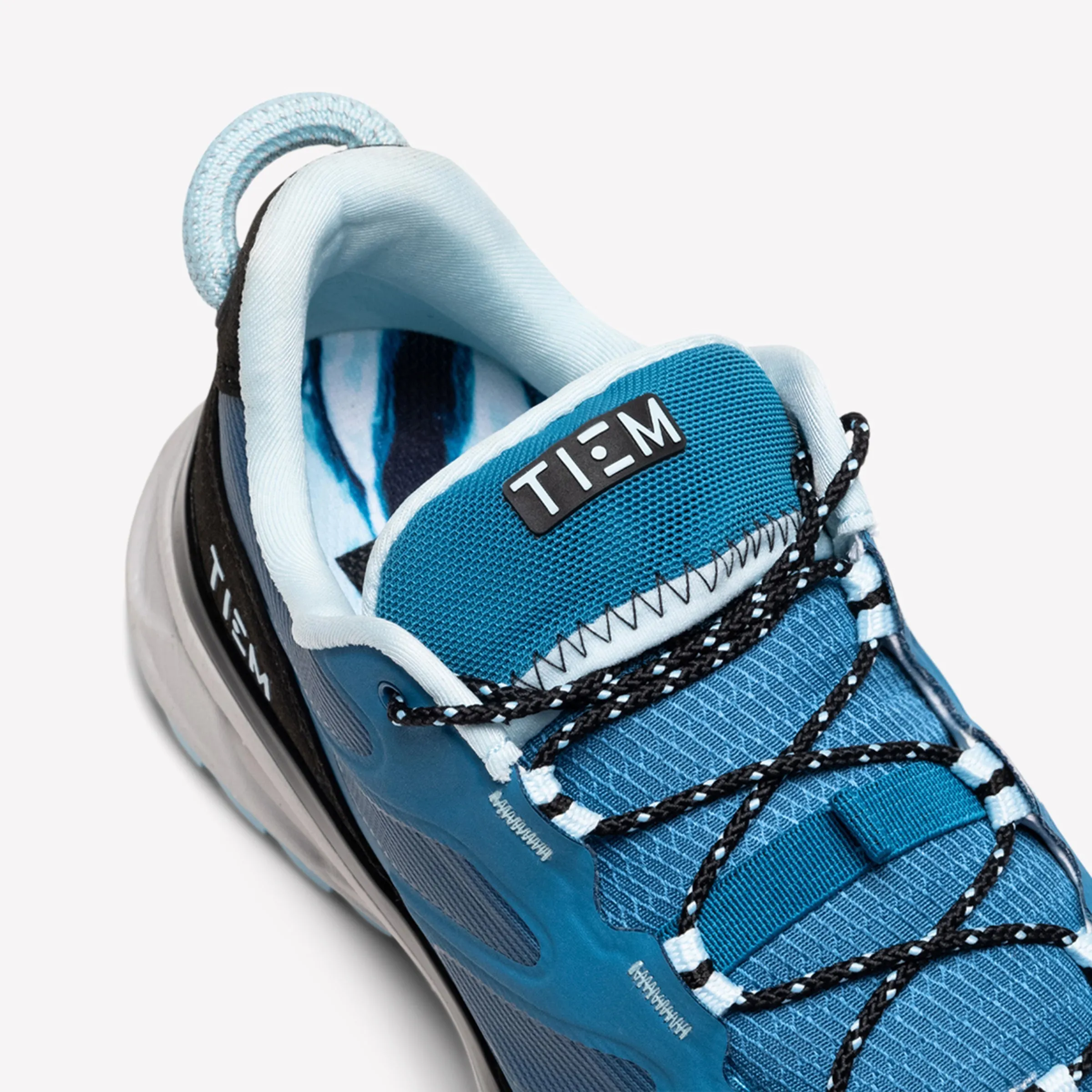 Via Cycling Shoe