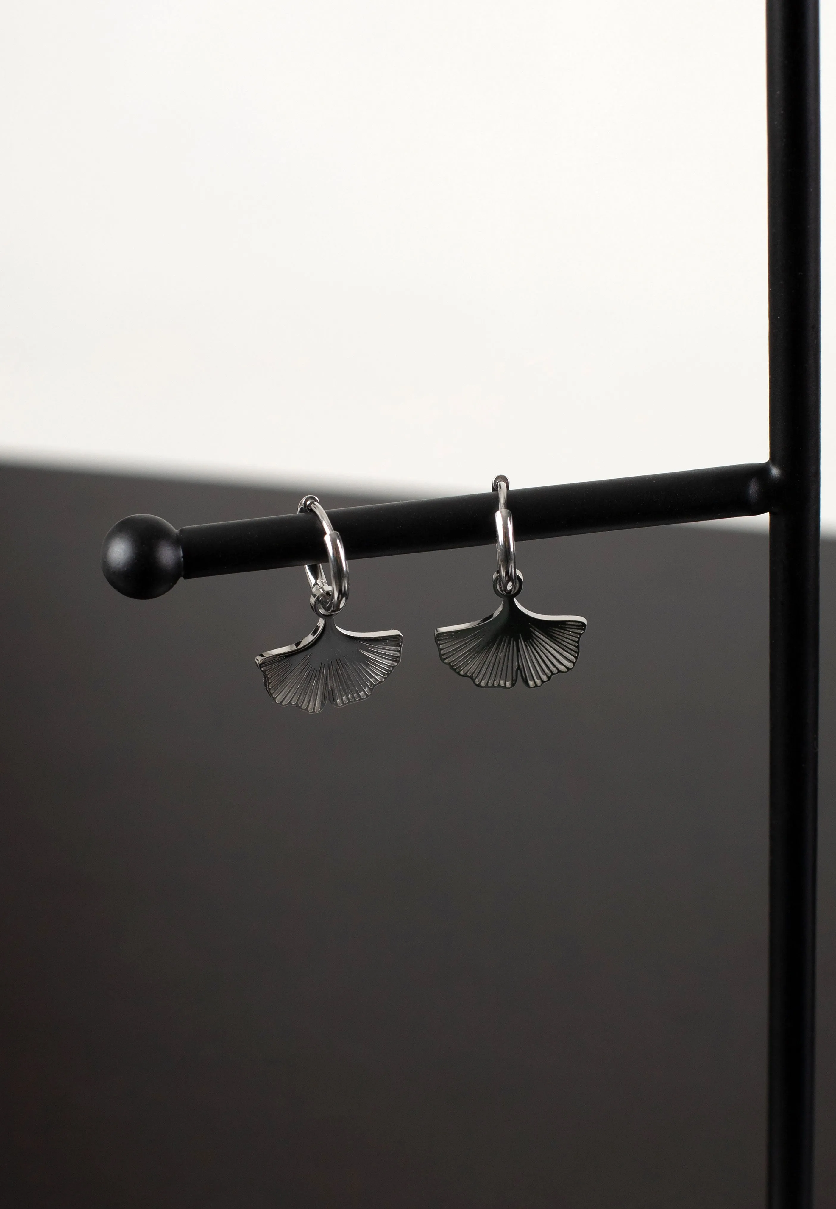 Wildcat - Little Ginkgo Hoops Silver - Earrings